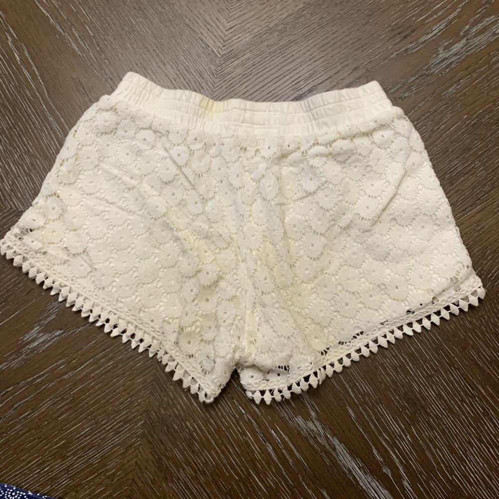 Xhilaration Off white lace shorts Size 6X